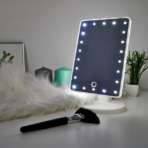 LED mirror L22066-10