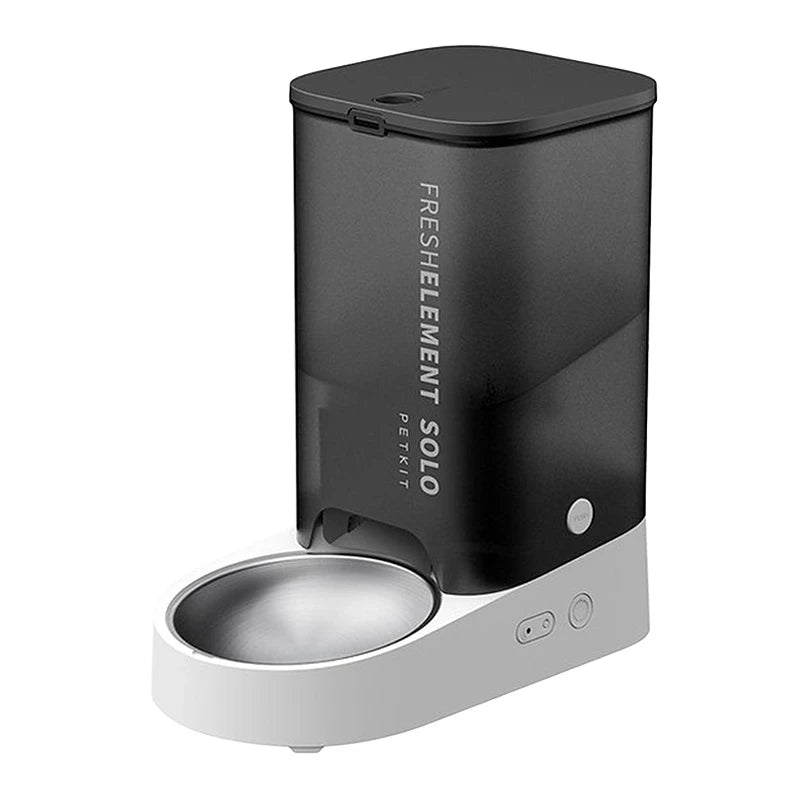 PetKit Fresh Element SOLO smart food dispenser.