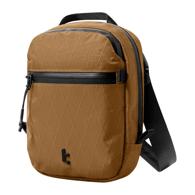 TOMTOC Aviator-T37 travel bag with shoulder strap X-Pac 1.3L (brown)