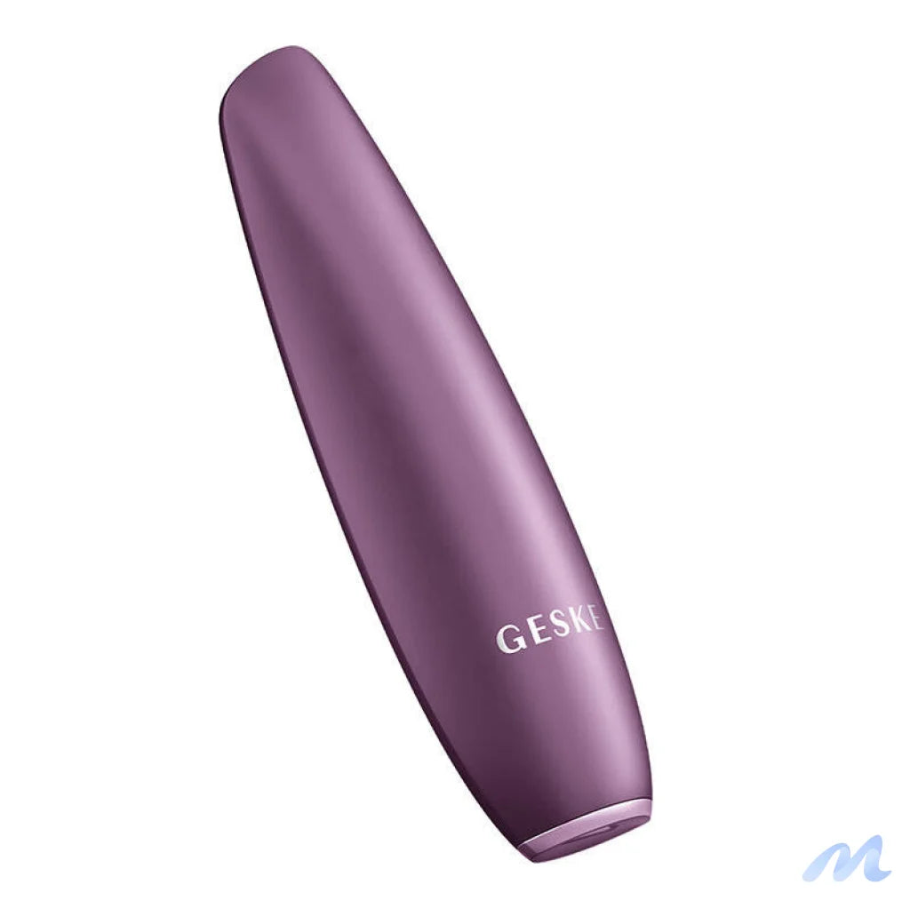 Geske Magnetic Touchless 5-in-1 Facial Mask Scrub (pink).