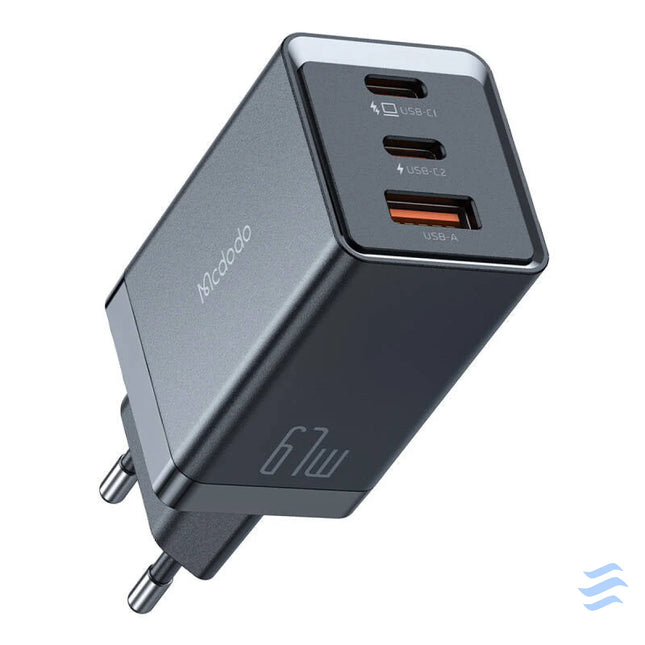 Mcdodo CH 1541 GaN wall charger 2x USB C 1x USB 67W (black) mains chargers